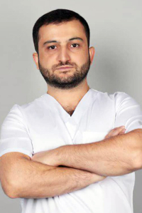 Пластический хирург Карен Пайтян