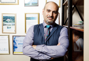 Пластический хирург Давид Гришкян	