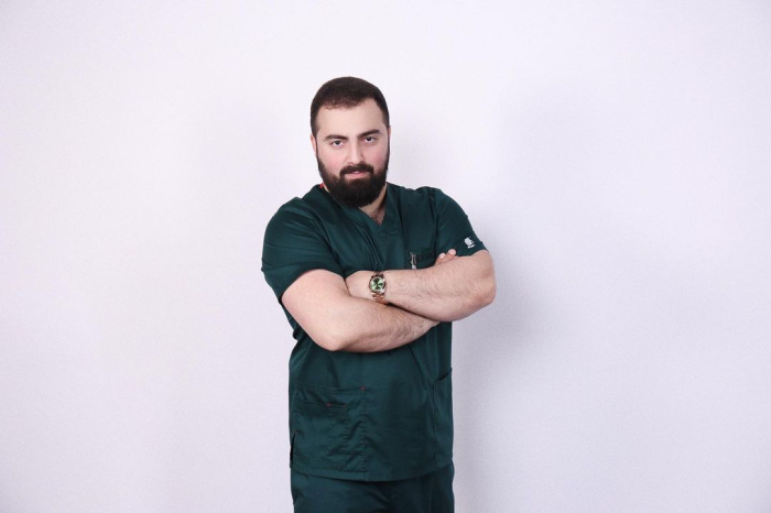 Пластический хирург Гукас Миракян