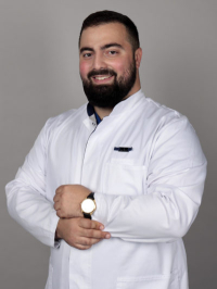 Пластический хирург Гукас Миракян