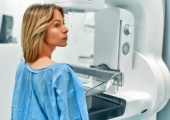 Грудные имплантаты и их влияние на результаты маммографии