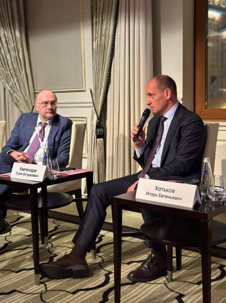 Хатьков Игорь Евгеньевич.